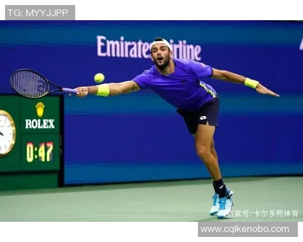 周伟专访:从羽毛球新星到冠军之路的心路历程回顾