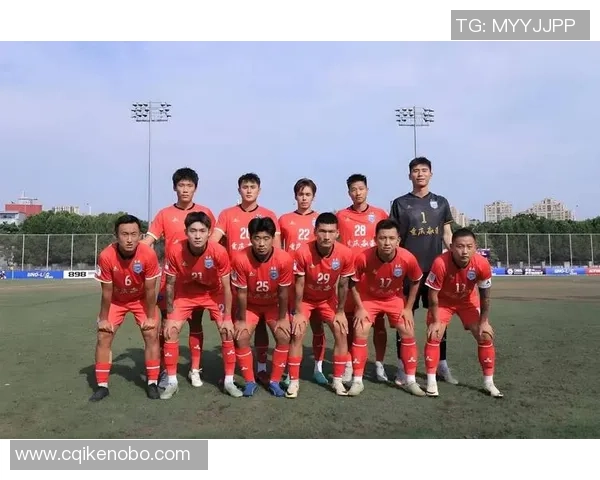 重庆足球队在邀请赛中的战术表现分析与未来展望